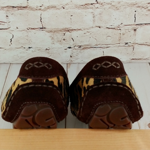 UGG Australia Leopard Calf Hair Sheepskin Moccasin - Picture 5 of 8